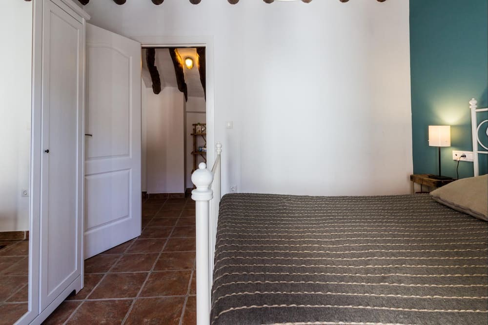 Photo of Bedroom in Albunuelas