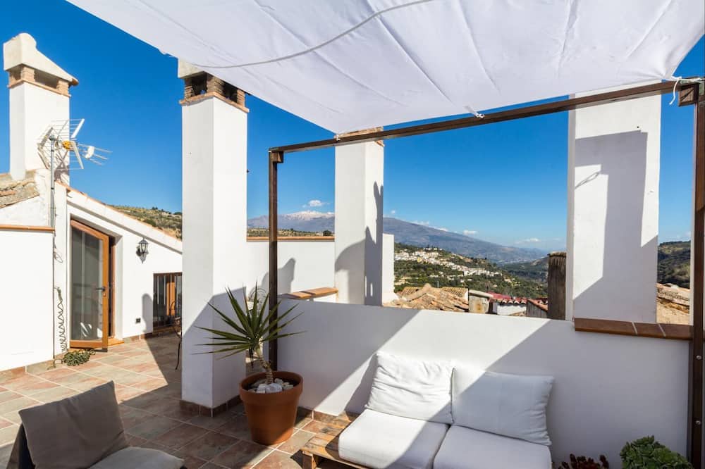 Photo of Patio Balcony in Albunuelas