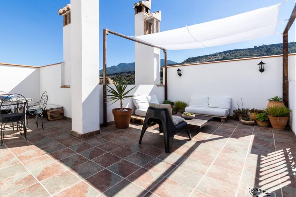 Photo of Patio Balcony in Albunuelas
