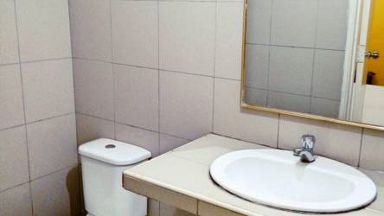 Photo of Bathroom in Chinatown