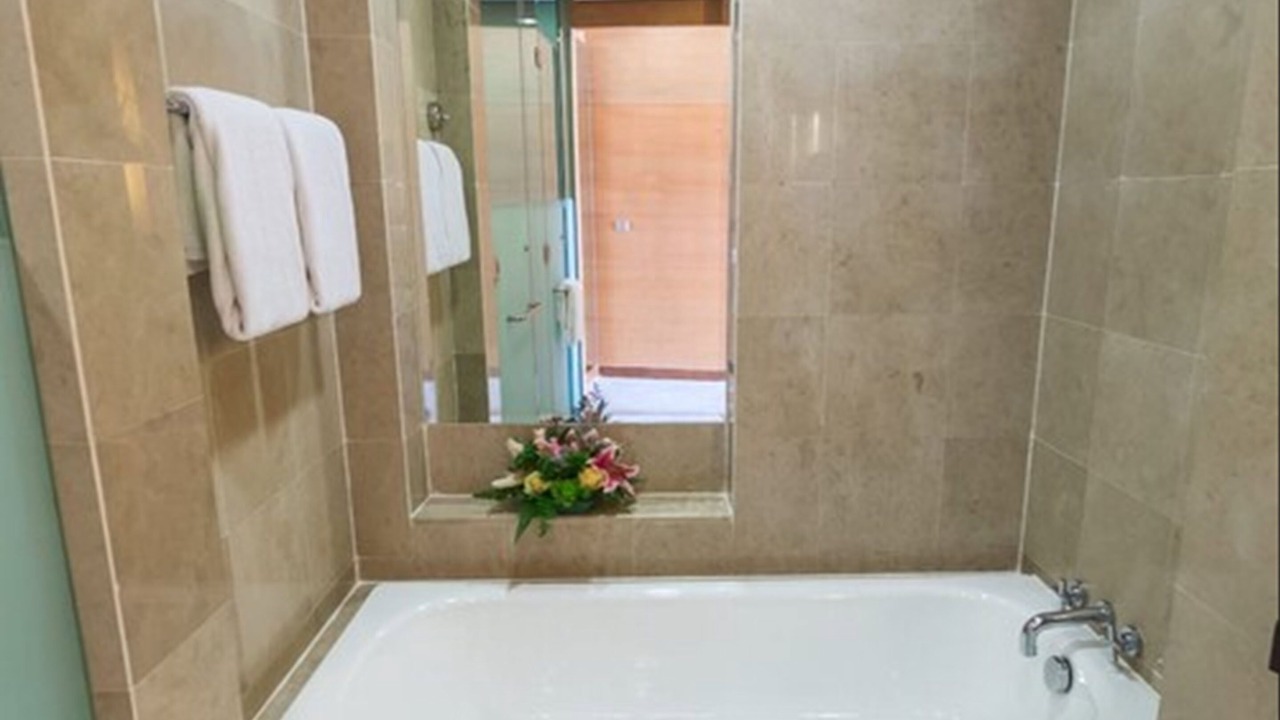 Photo of Bathroom in Mid Valley City