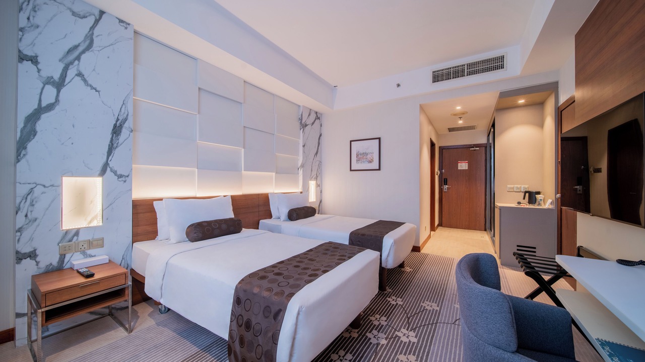 Photo of Bedroom in Mid Valley City