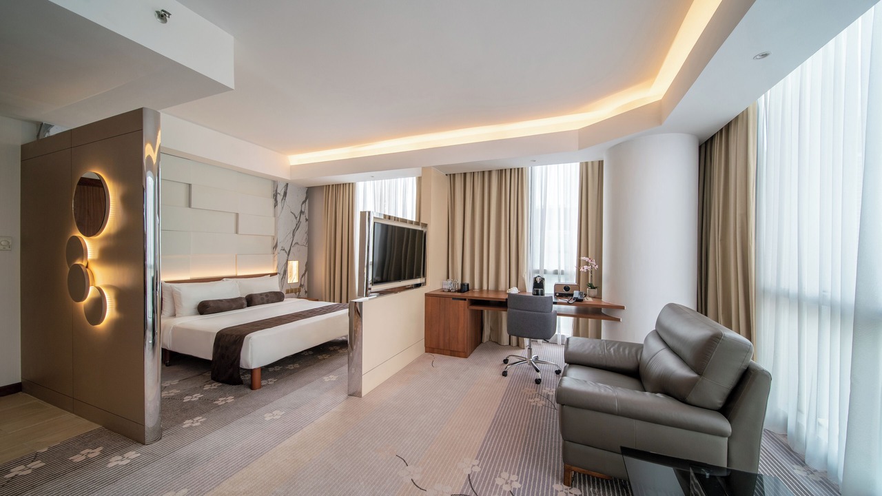 Photo of Bedroom in Mid Valley City