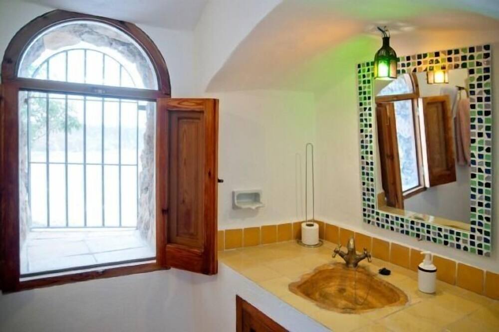 Photo of Bathroom in Gorafe