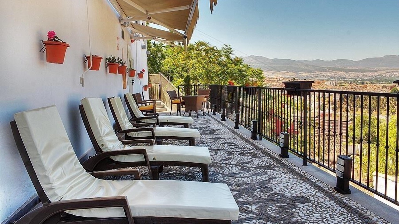 Photo of Patio Balcony in Genil