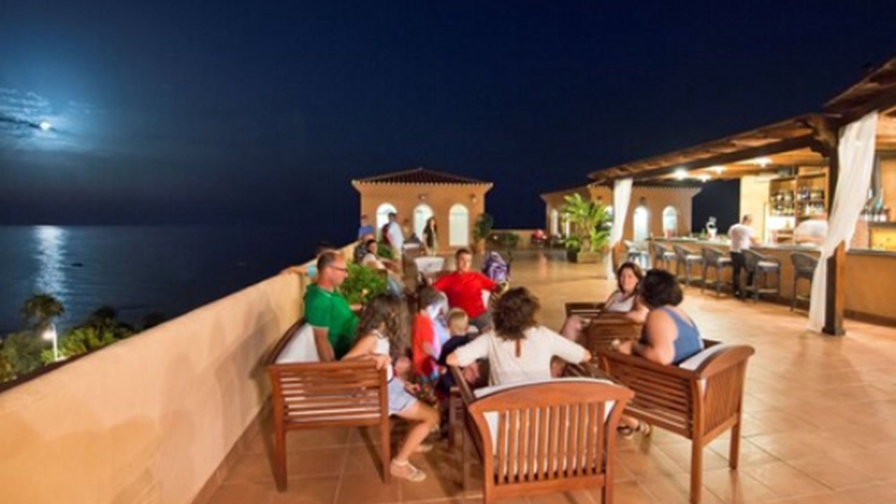 Photo of Patio Balcony in Velilla-Taramay