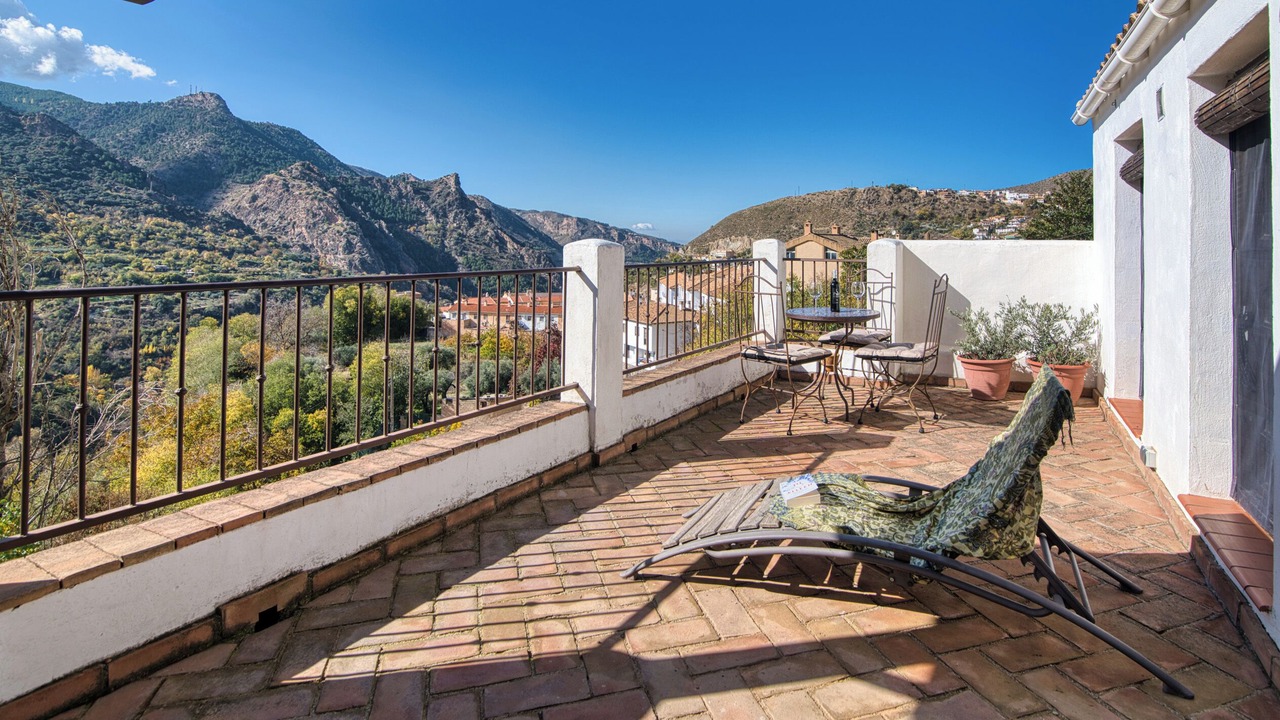 Photo of Patio Balcony in Guejar Sierra
