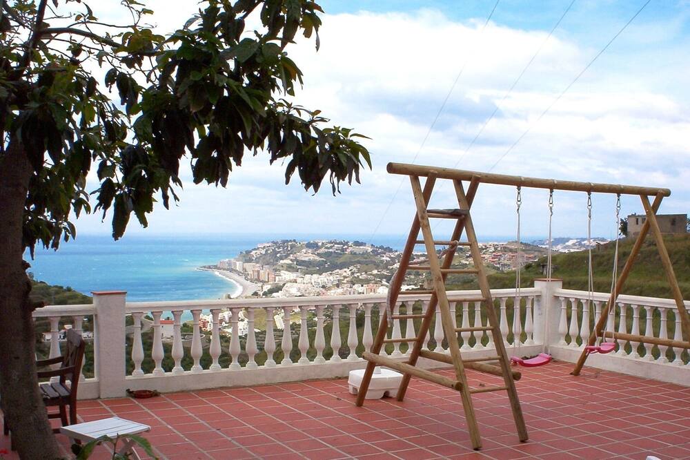 Photo of Patio Balcony in Itrabo