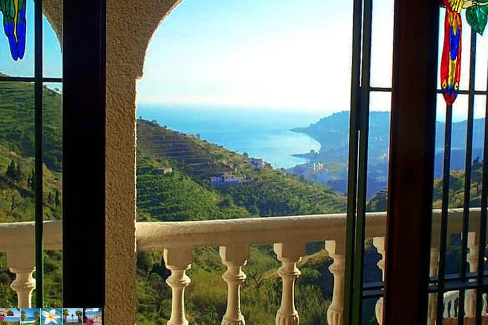 Photo of Patio Balcony in Itrabo