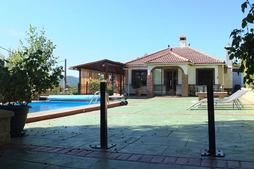 Photo of Others in Huetor Santillan