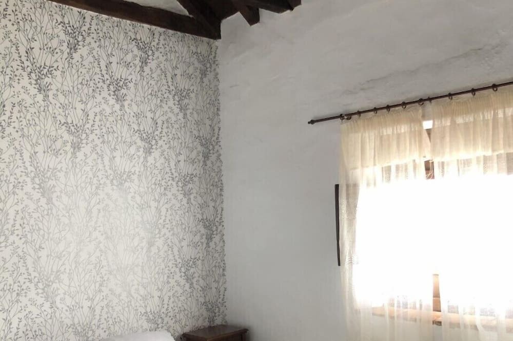 Photo of Bedroom in Paulenca