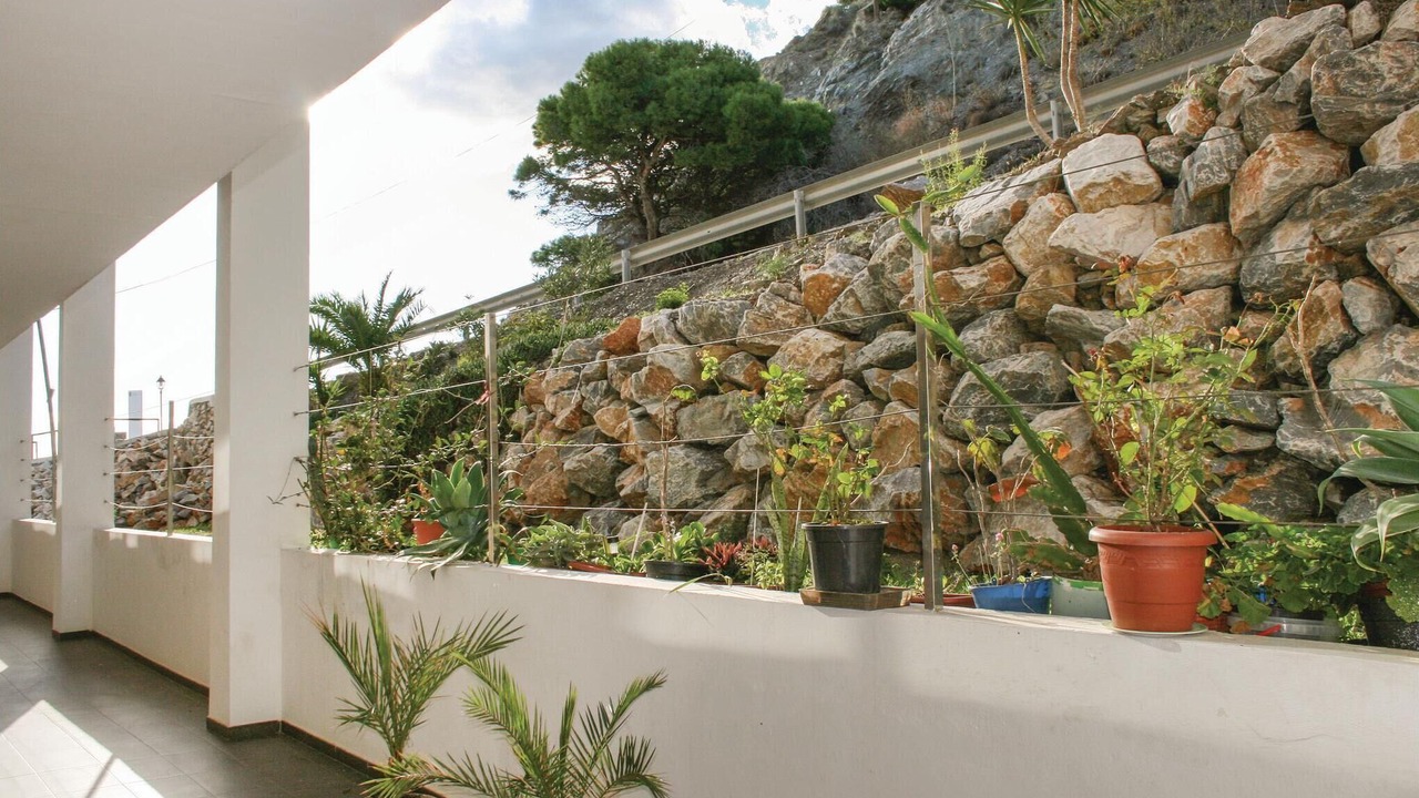 Photo of Outdoor in Rubite