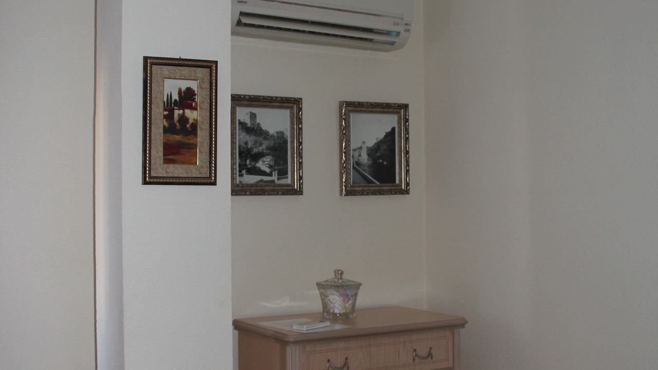 Photo of Bedroom in Cullar Vega