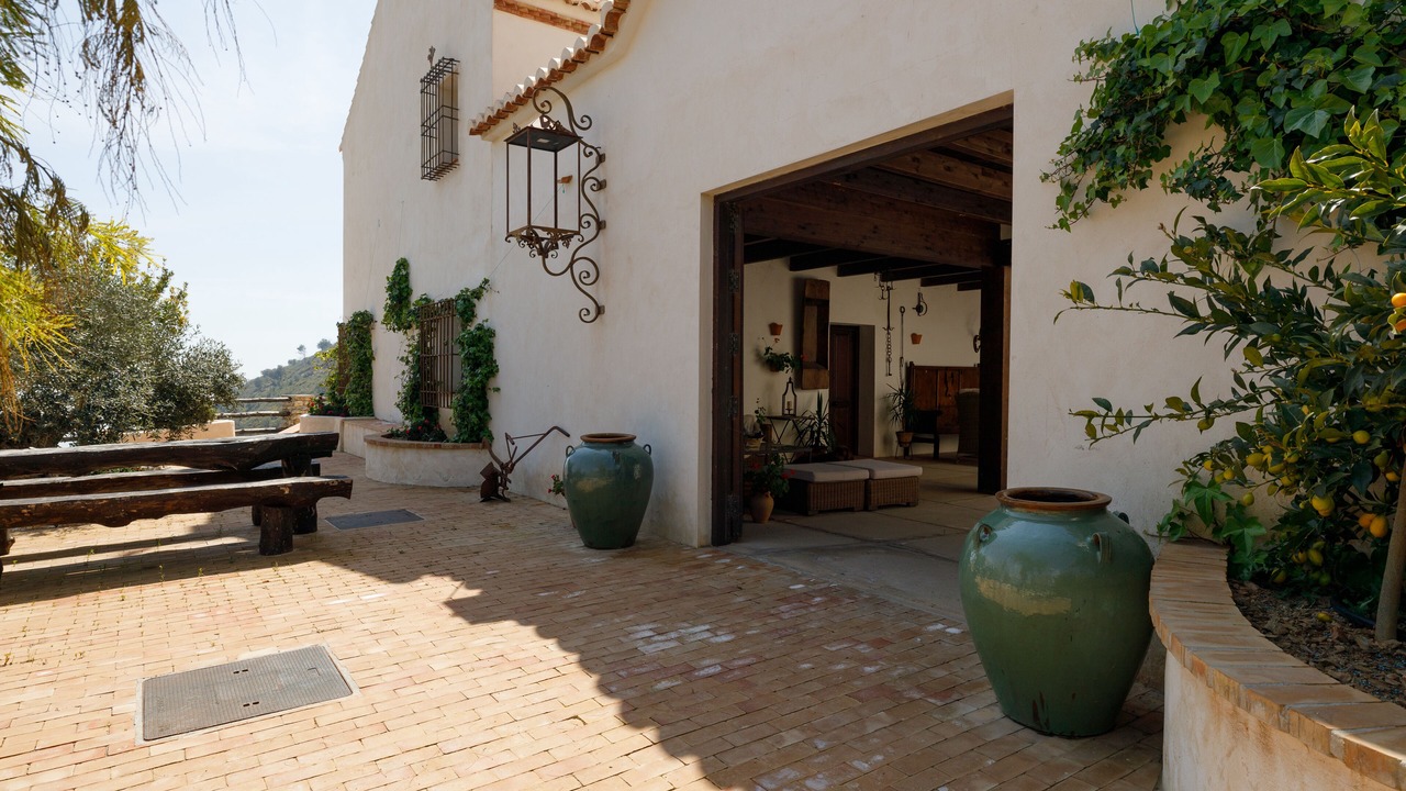 Photo of Patio Balcony in Lujar