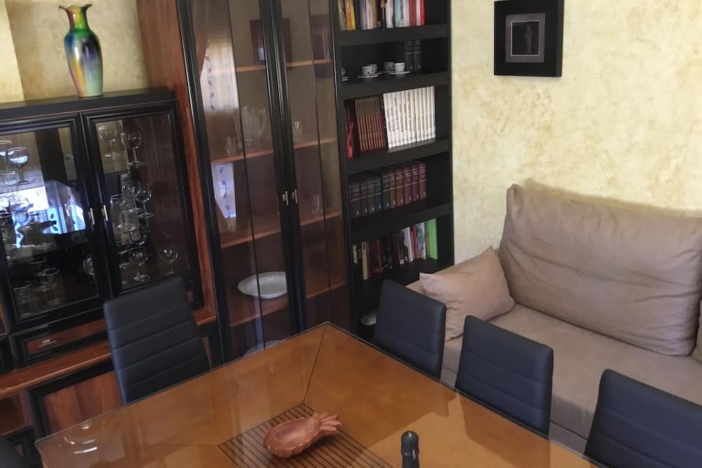 Photo of Livingroom in Otura
