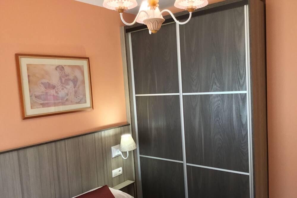 Photo of Bedroom in Otura