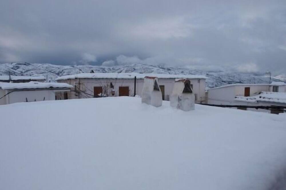Photo of Outdoor in Lobras