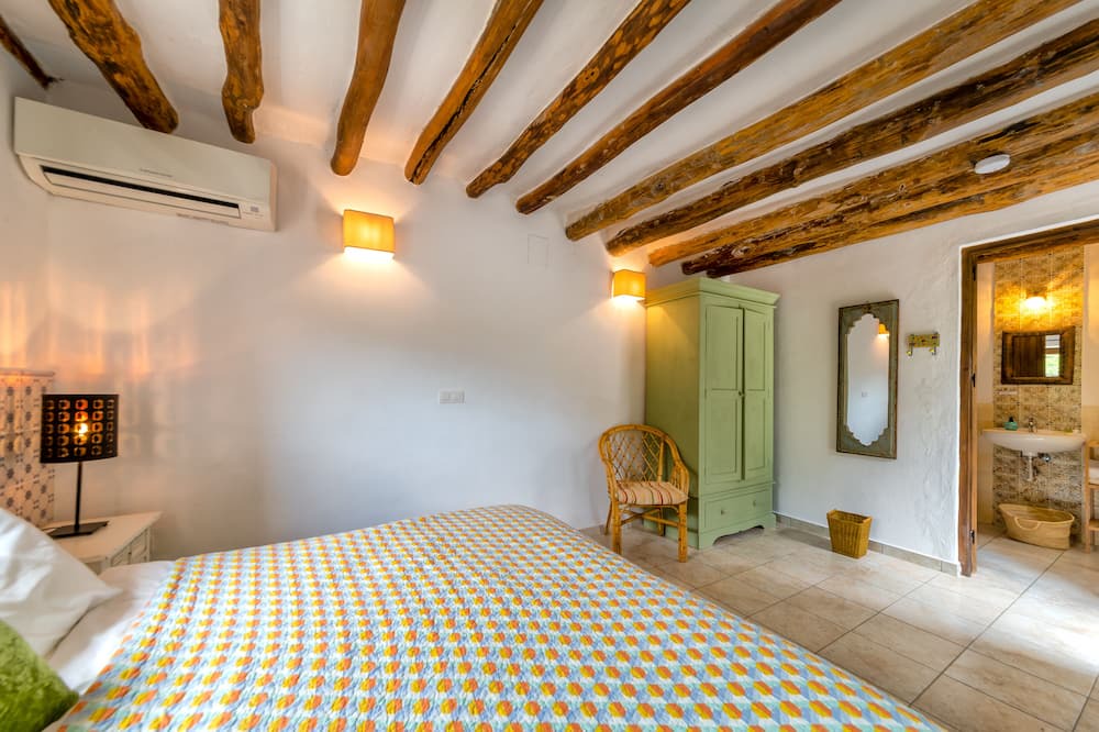 Photo of Bedroom in Orgiva