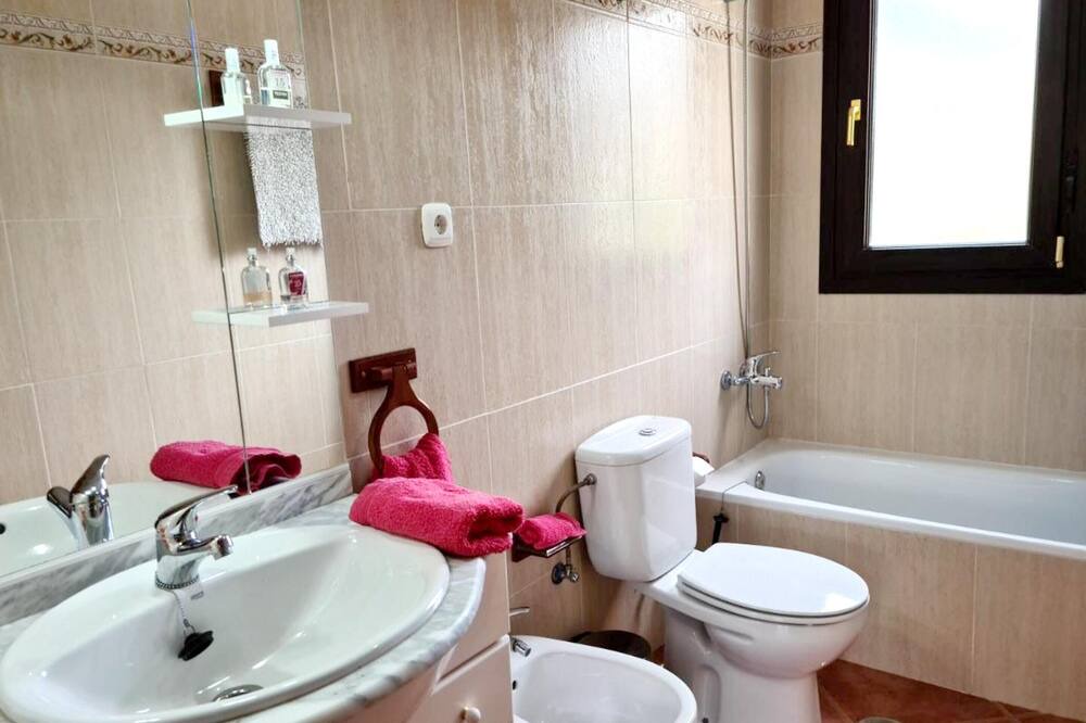 Photo of Bathroom in Conchar
