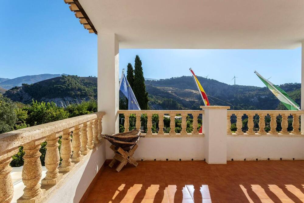 Photo of Patio Balcony in Conchar