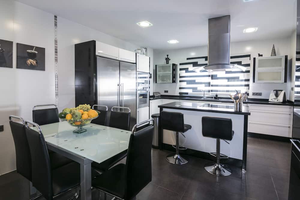 Photo of Kitchen in Albolote