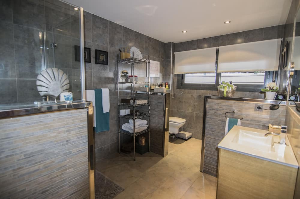 Photo of Bathroom in Albolote