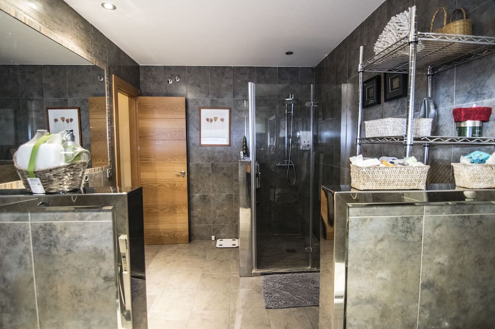 Photo of Bathroom in Albolote