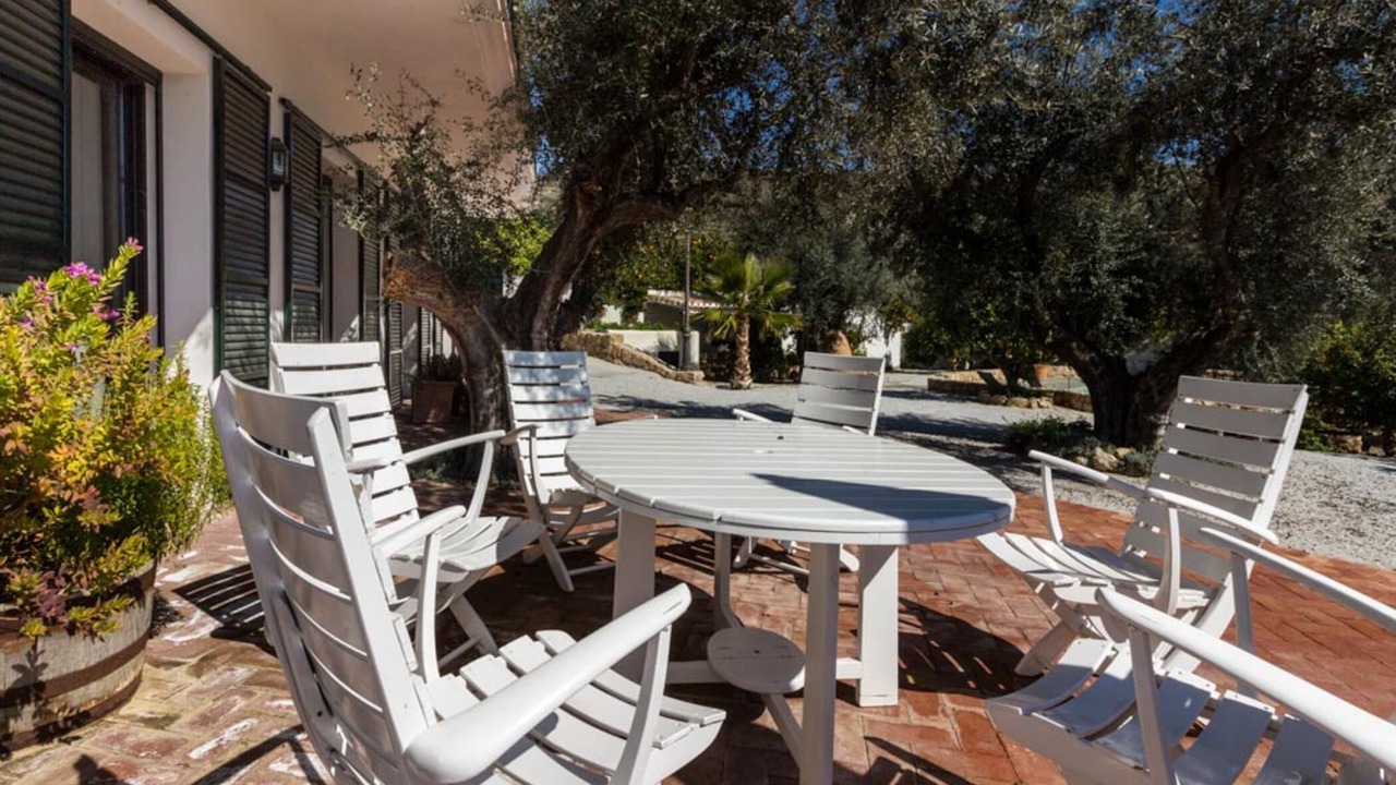 Photo of Outdoor in Melegis
