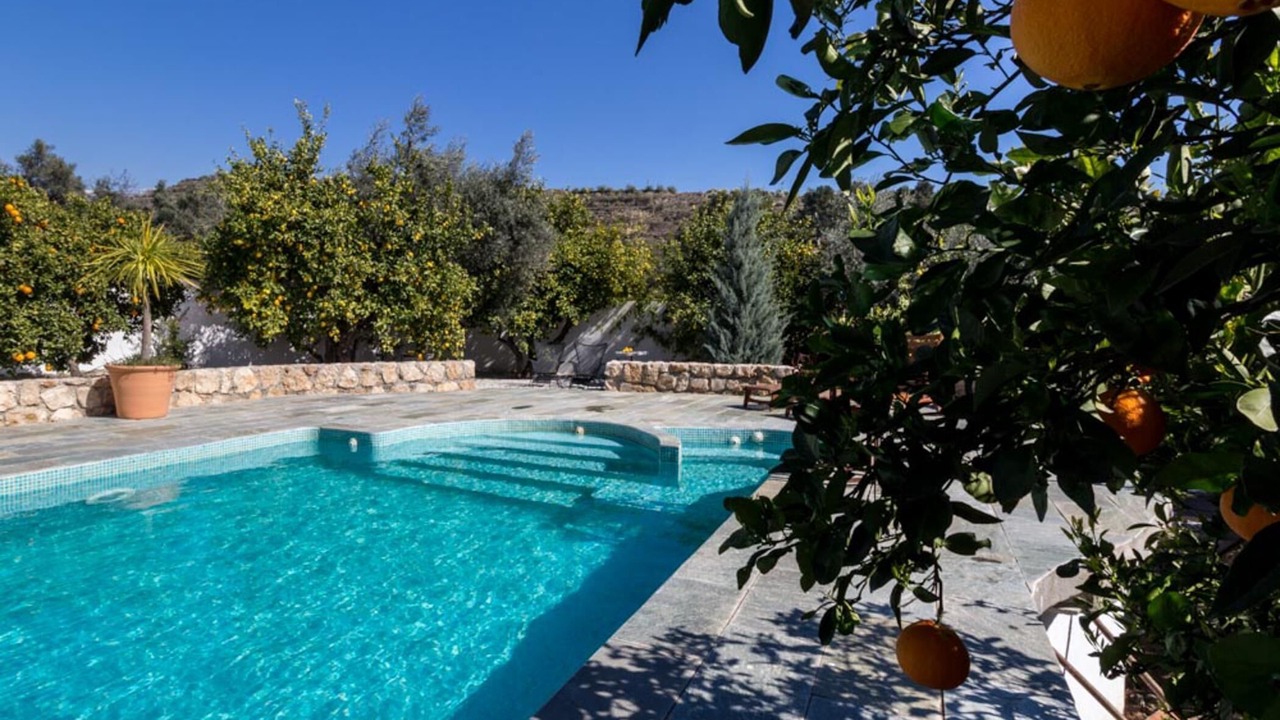 Photo of Outdoor in Melegis
