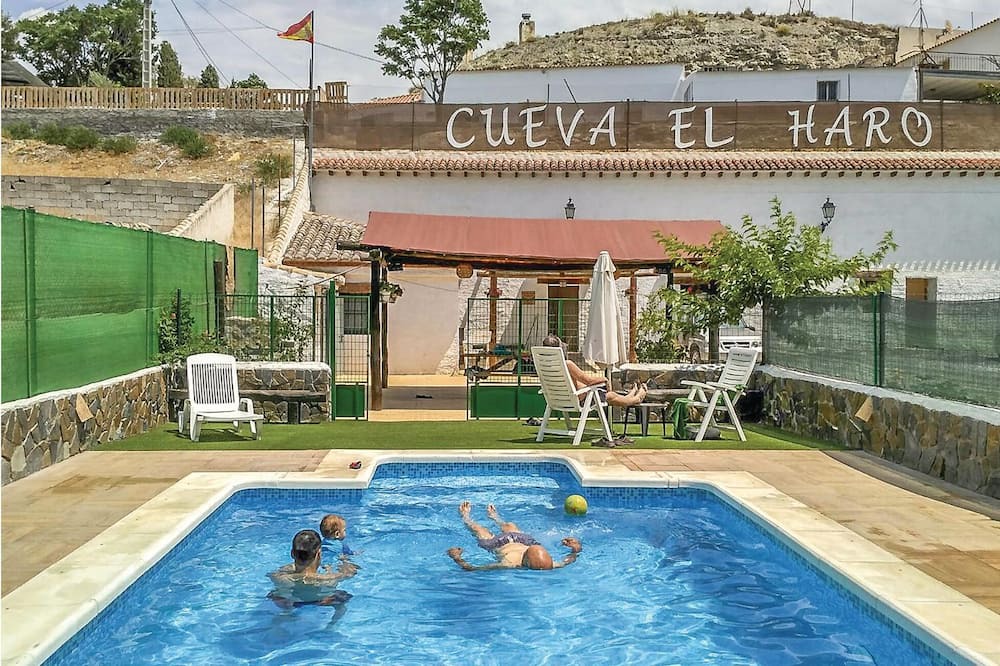 Photo of Outdoor in Baza