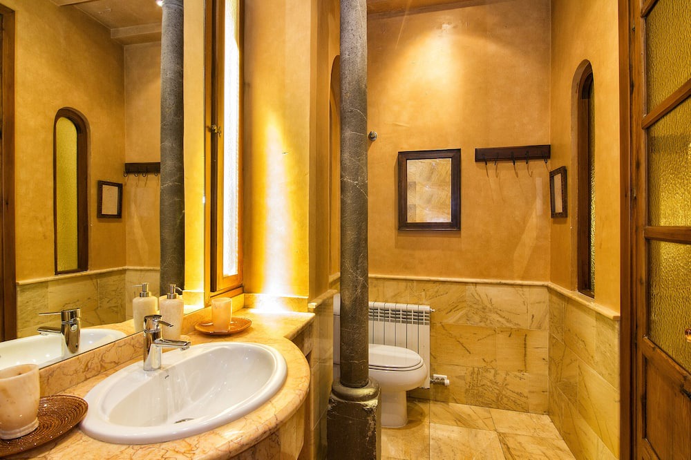Photo of Bathroom in San Pedro
