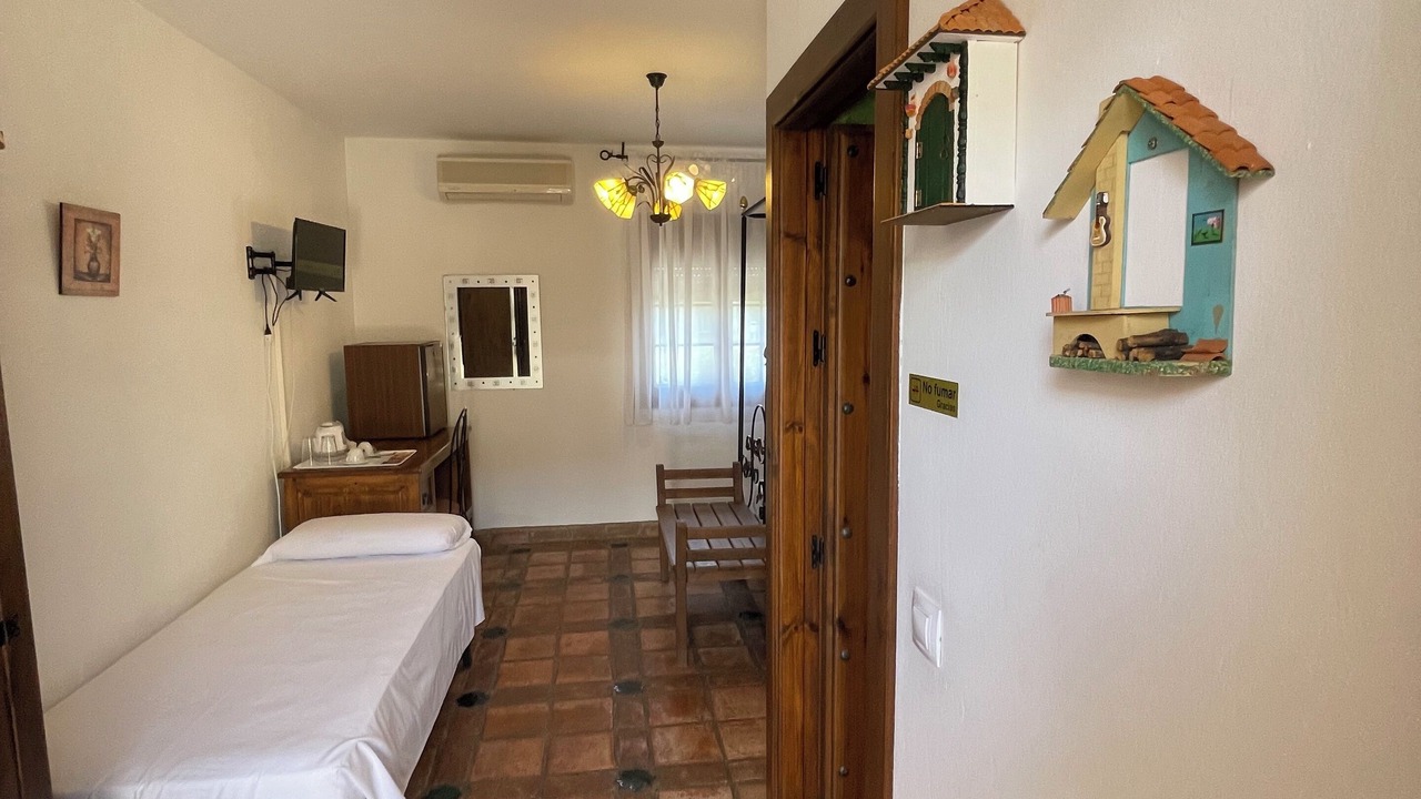 Photo of Bedroom in Albunan