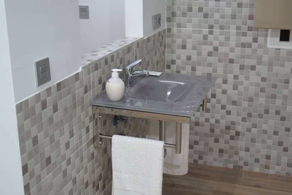 Photo of Bathroom in Otura