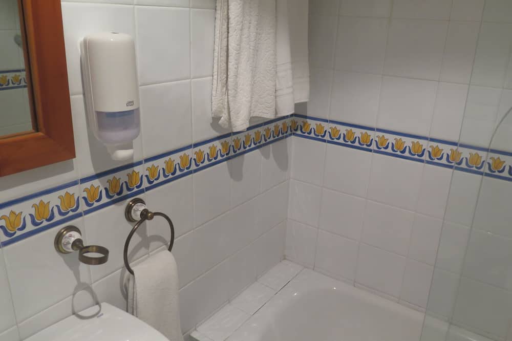 Photo of Bathroom in Otura