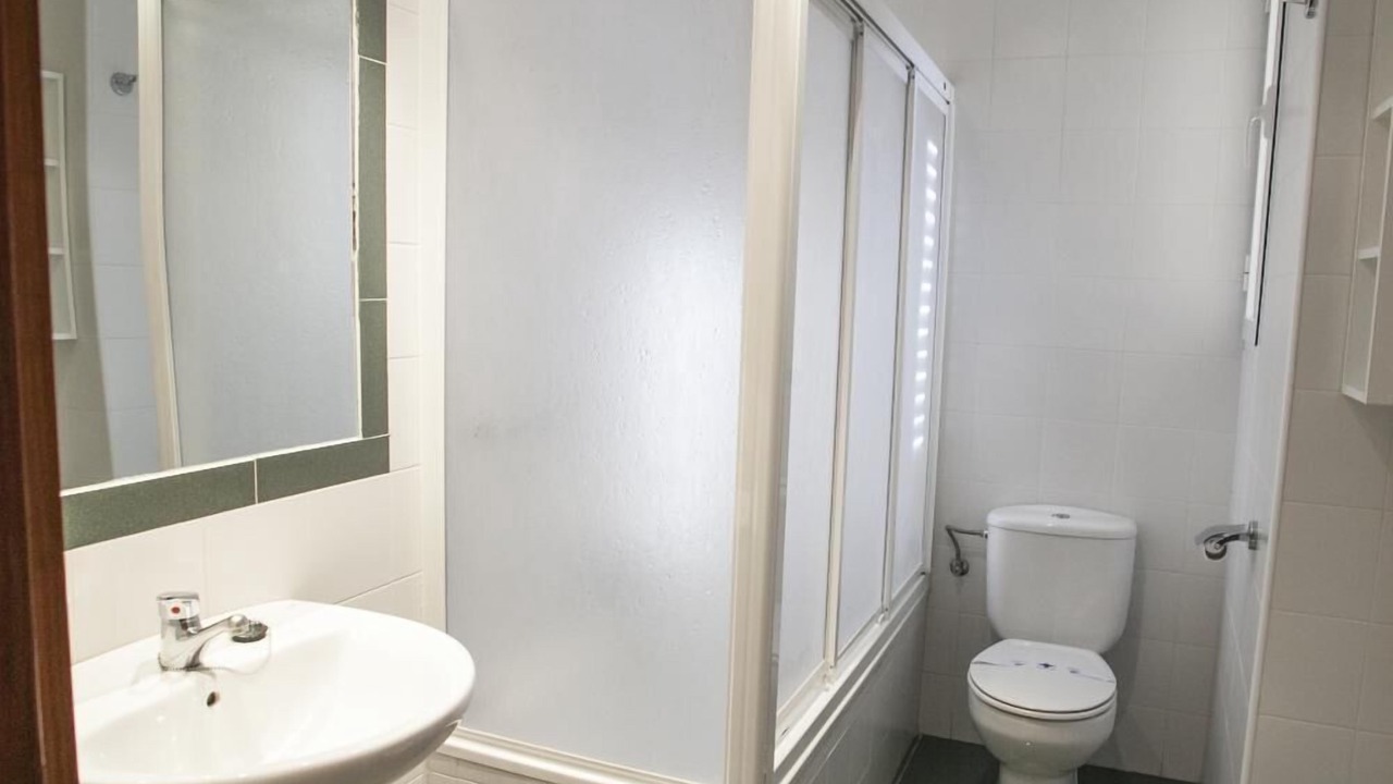 Photo of Bathroom in Baza