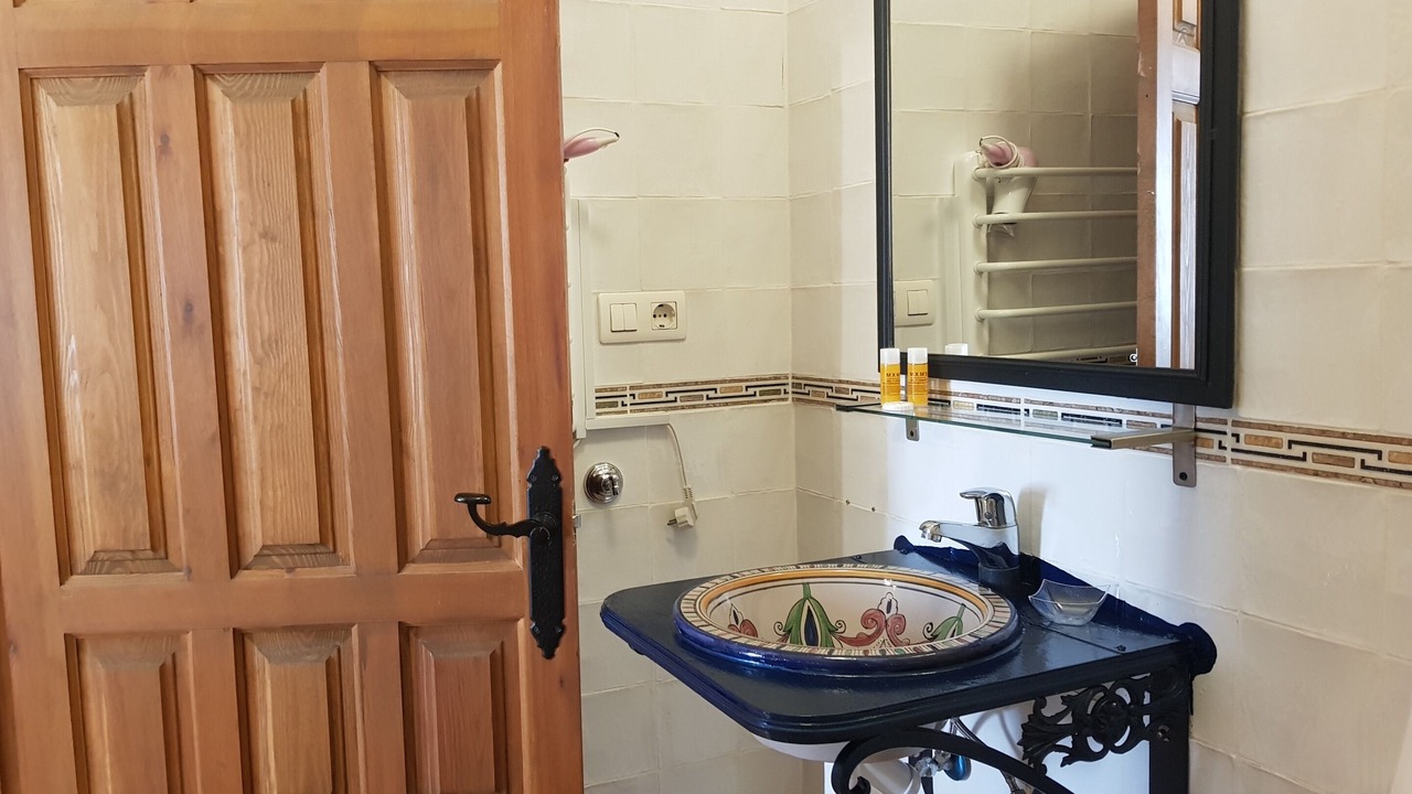 Photo of Bathroom in Orgiva