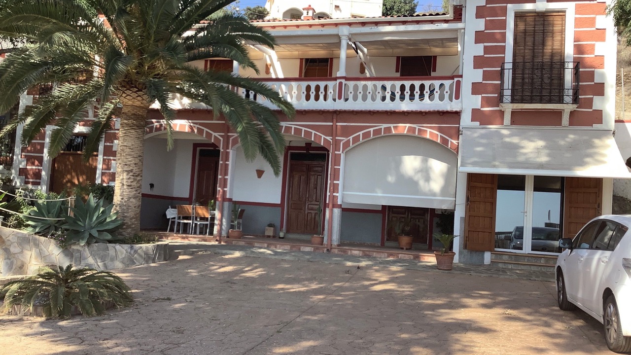 Photo of Outdoor in Albunol