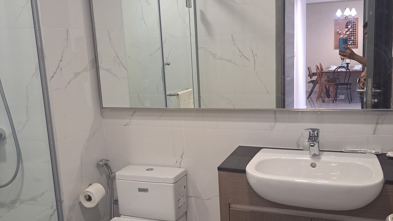 Photo of Bathroom in Imbi