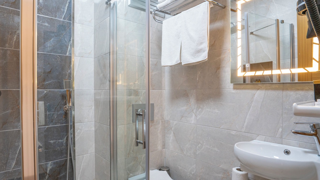 Photo of Bathroom in Topkapi