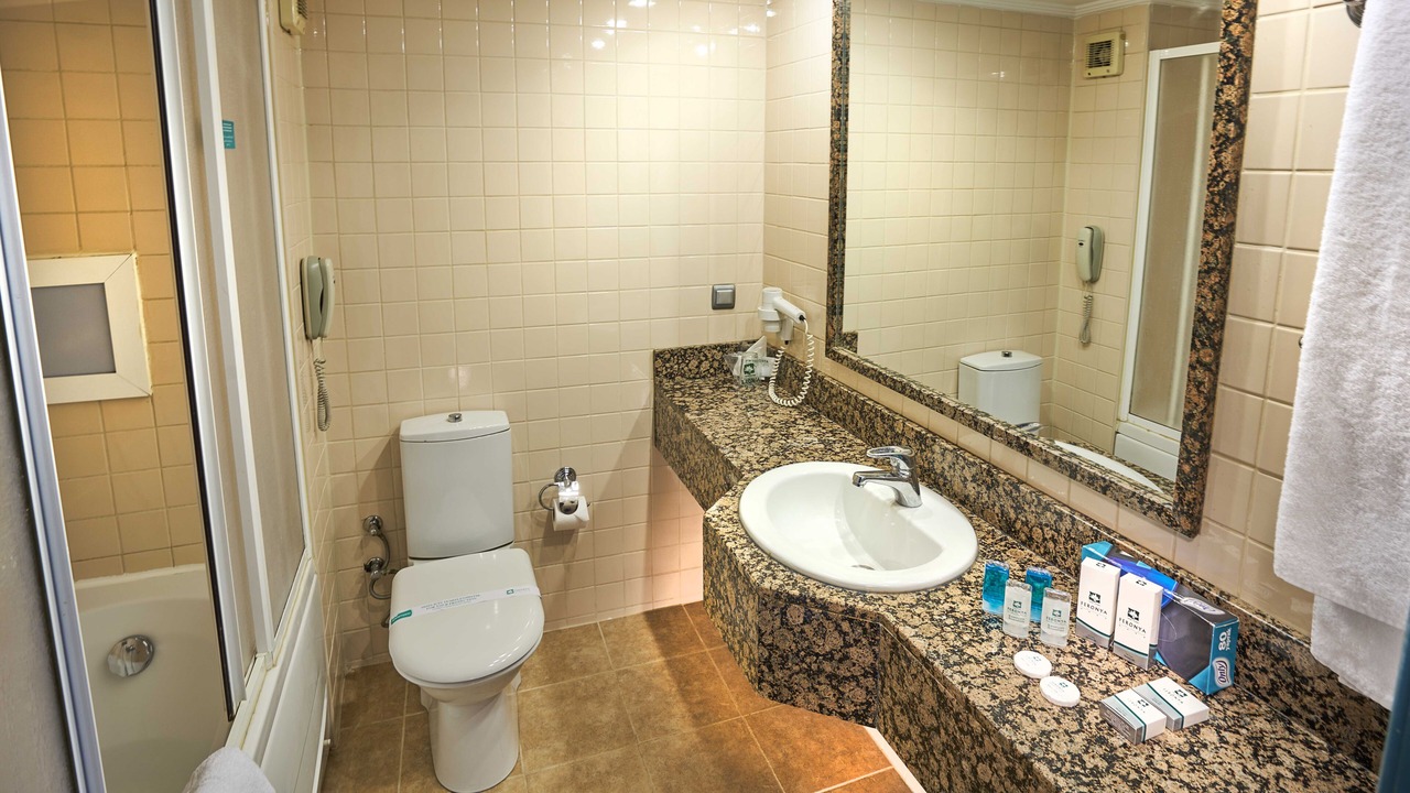 Photo of Bathroom in Talimhane