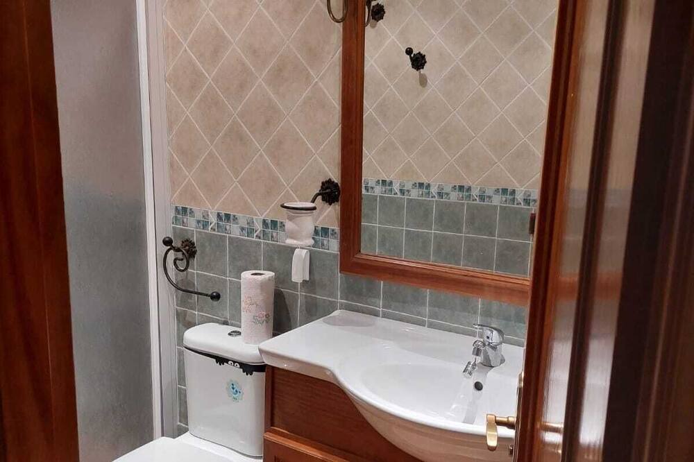 Photo of Bathroom in Castril