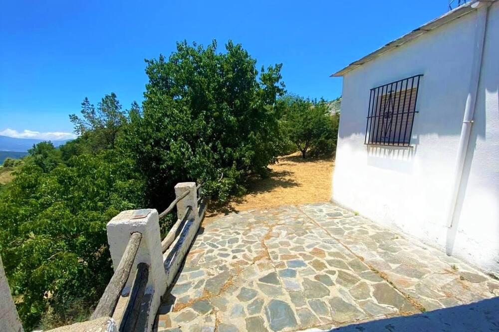 Photo of Outdoor in Pitres