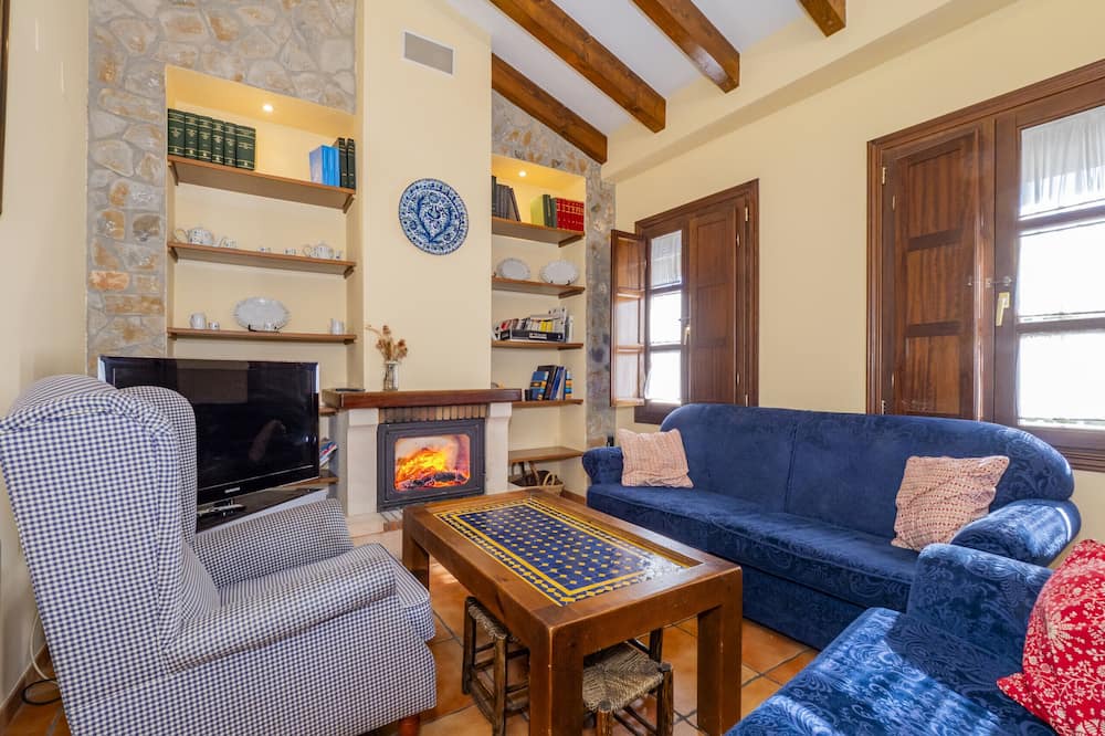 Photo of Livingroom in Zafarraya