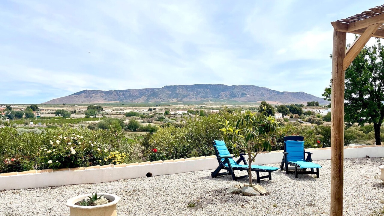 Photo of Outdoor in Cullar