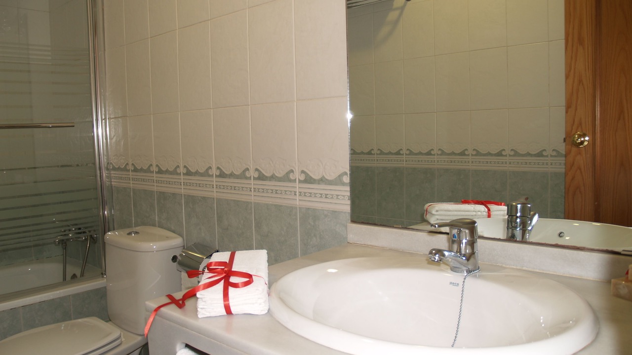 Photo of Bathroom in Atarfe