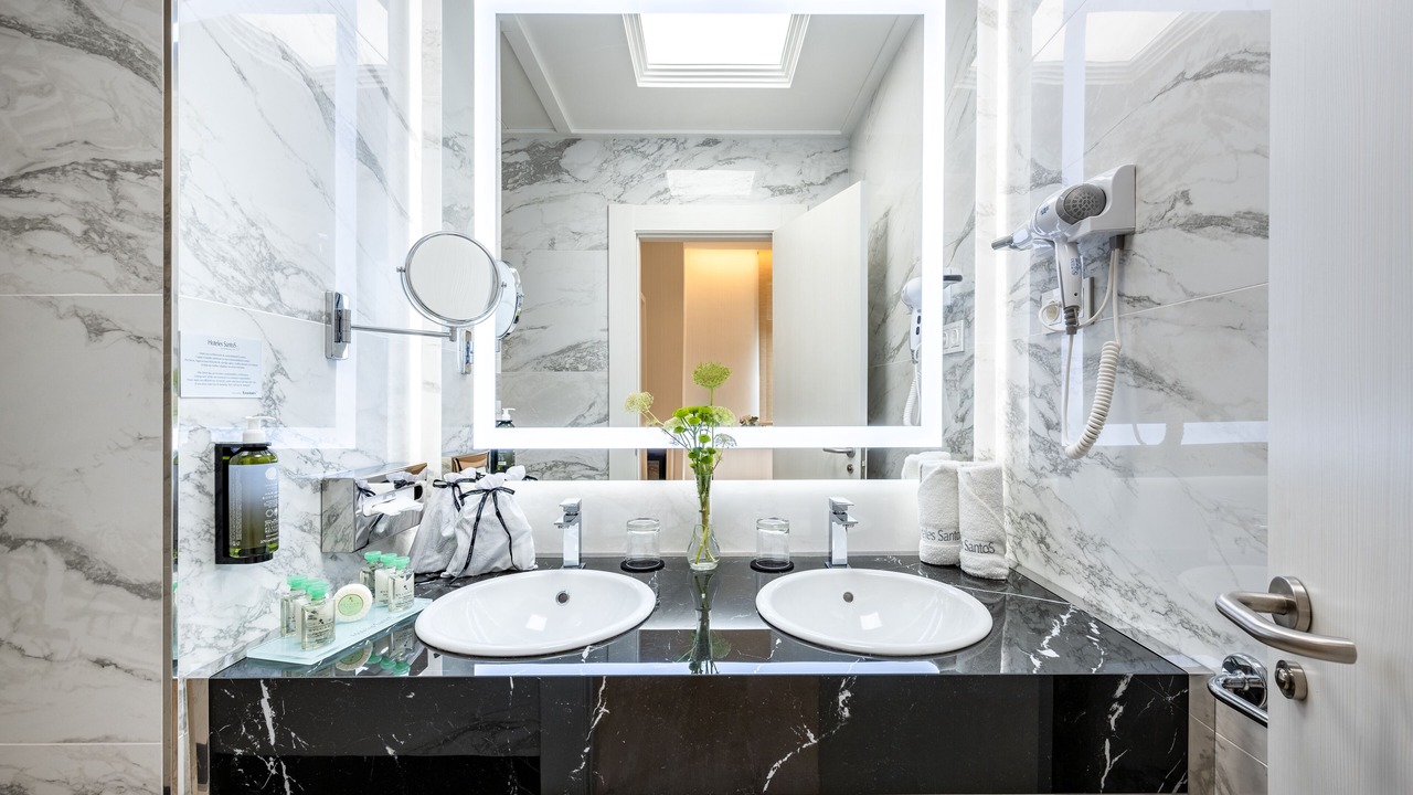 Photo of Bathroom in Cervantes