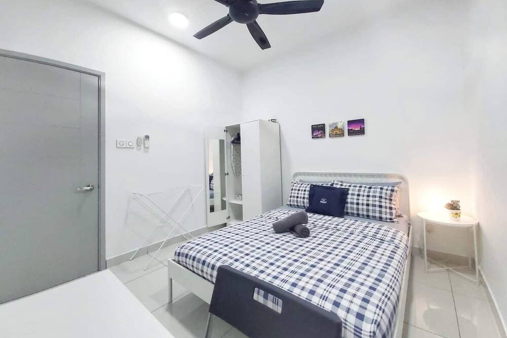 Photo of Bedroom in Bandar Kinrara