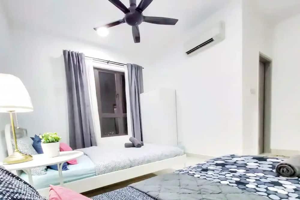 Photo of Bedroom in Bandar Kinrara