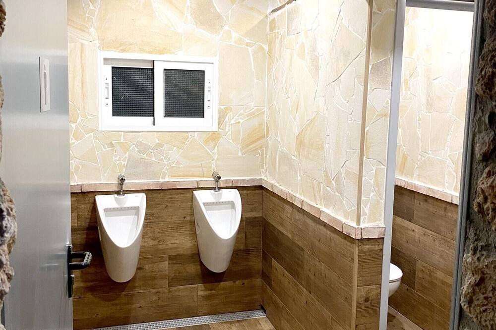 Photo of Bathroom in Baza