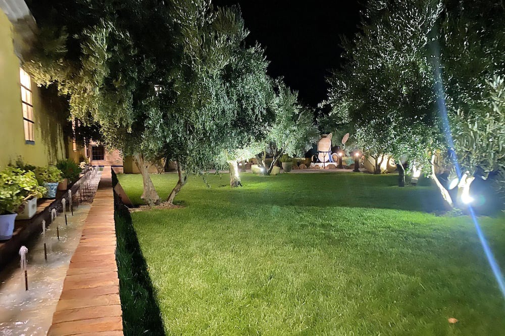 Photo of Outdoor in Baza